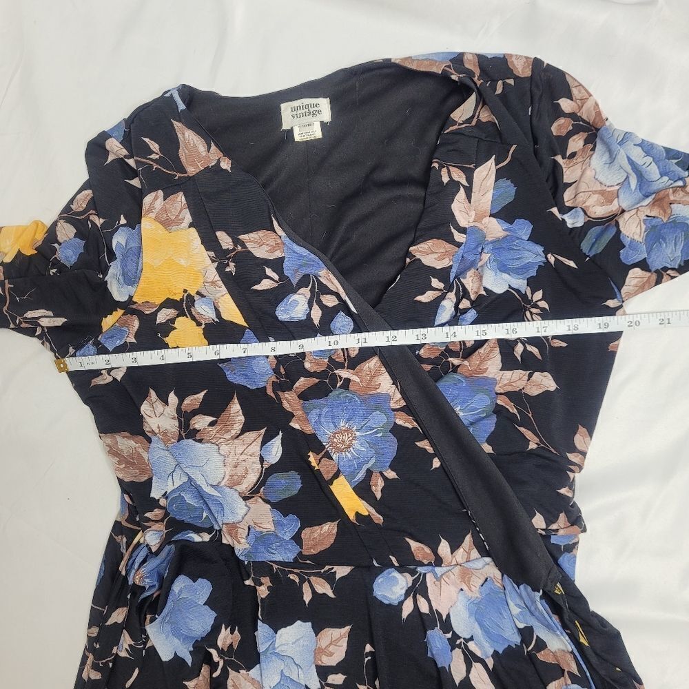 UNIQUE VINTAGE dress black‎ floral Kelsie stretch wrap 1X - Picture 9 of 12
